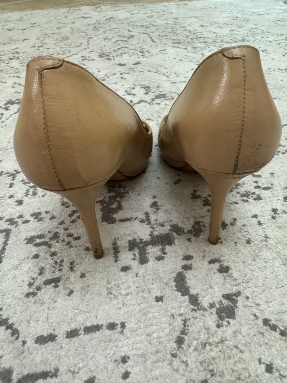 Jimmy Choo Beige Peep-Toe Leather Pumps - Picture 4 of 8